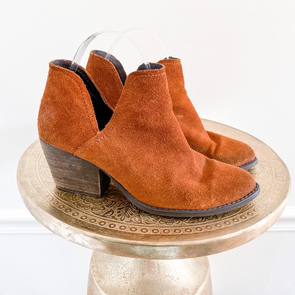 Steve Madden Shoes - Steve Madden Adelphie Brown Ankle Booties
